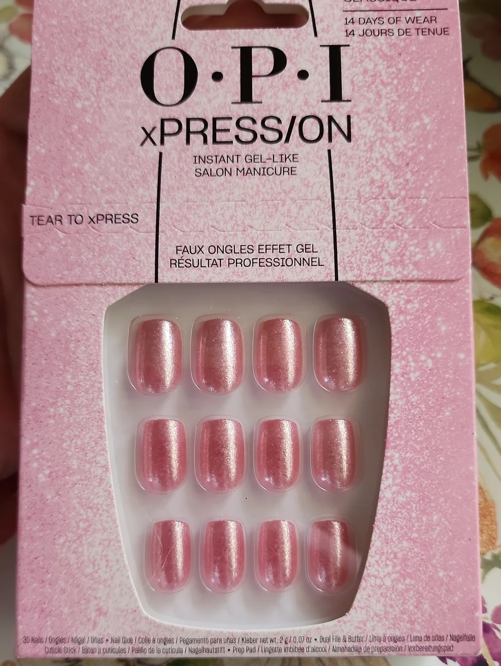 O P I xPRESS/ON